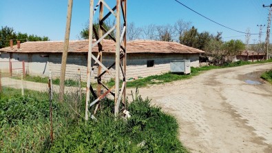 Direksiyon Başında Kalp Krizi Geçiren Sürücü Hayatını Kaybetti