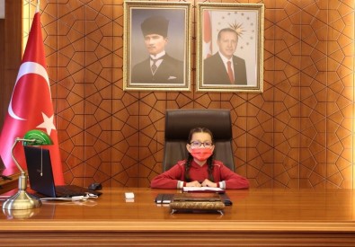 Nevşehir'in Çocuk Valisi Açıklaması 'Maske, Mesafe, Temizlik Kuralına Uyunuz'