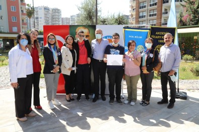 Özel Çocuklar 23 Nisan'ı Resimle Anlattı