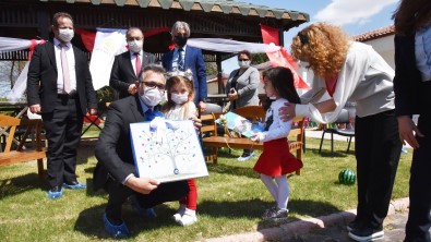 Prof. Dr. Aksoy Açıklaması 'Çocuklarımıza Güzel Bir Gelecek Sunmak İçin Çalışıyoruz'