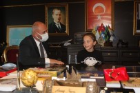 Tekkeköy'de Başkanlık Koltuğuna Mihrap Aktaş Oturdu Haberi