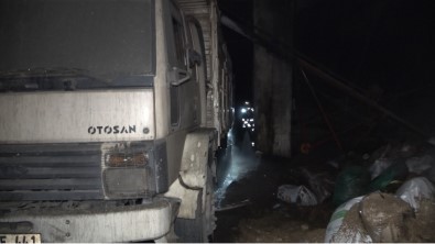 Yem Fabrikasında Çıkan Yangın Korkuttu
