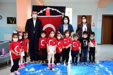 Altındağlı Minikler 23 Nisan'ı Coşkuyla Kutladı
