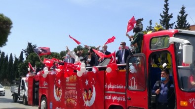 Başkan Atabay'dan 23 Nisan'da Çocuklara Sürpriz Kutlama