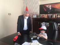 Başkan İkidağ, Koltuğunu Otizmli Mahmut'a Teslim Etti Haberi