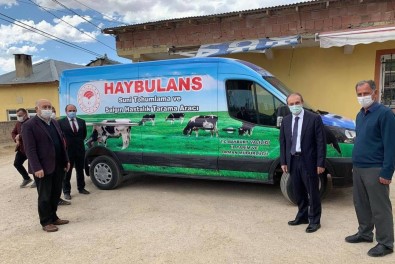 Bayburt'ta Hayvan Ambulansı 'Haybulans' Hizmete Girdi