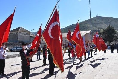 Bitlis'te 23 Nisan Kutlaması