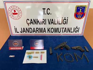 Çankırı'da Uyuşturucu Ve Kaçakçılık Operasyonu Açıklaması 7 Gözaltı