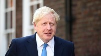İngiltere Başbakanı Johnson'ın Eski Danışmanı Cummings Mesaj Sızdırma İddialarını Yalanladı