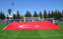 Turkcell Kadın Futbol Ligi'nde 23 Nisan Coşkusu