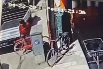İnegöl'de Bisiklet Hırsızlığı Anbean Kamerada
