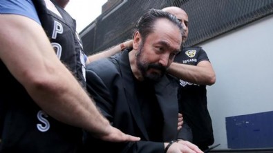Adnan Oktar'a büyük şok! Bir kedicik daha itirafçı oldu...