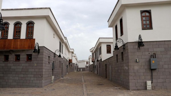 Sur’da yapımı tamamlanan yapılar hak sahiplerine teslim edilecek