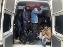 Başkent'te 17 Kişilik Araçtan 40 Düzensiz Göçmen Çıktı
