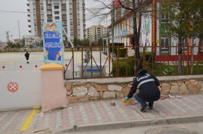 Çocuklarının Okulunun Önünde Kayınpederini Öldürdü