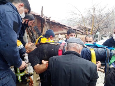 Hisarcık'ta Bina Merdiveni Çöktü Açıklaması 1 Ağır Yaralı