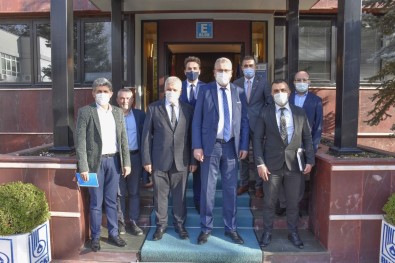 Karacabey'deki Altyapı Hamleleri Değerlendirildi