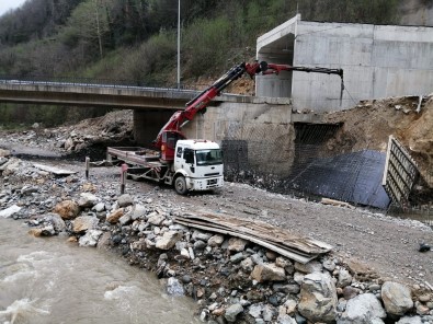 Sel Sularına Kapılarak Ölen İşçinin Arkadaşları O Anları Anlattı