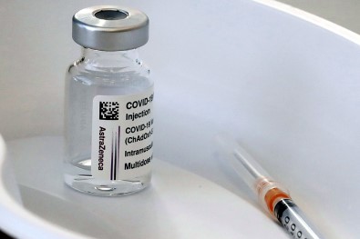 Astrazeneca Çocuklar Üzerindeki Aşı Denemelerini Durdurdu