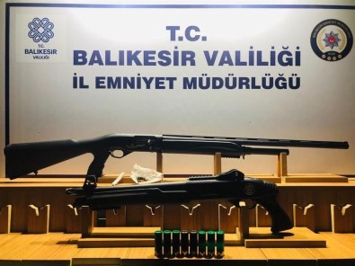 Balıkesir'de Polis Son 1 Haftada Yaptığı Huzur Operasyonlarında 149 Kişiye Gözaltı