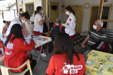 Ceyhan'da Kadın Eli Ve Derman Ekipleri Mahalleler İçin Seferber Oldu