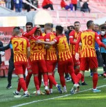 Kayserispor, 22 Kişi İle Trabzon'da