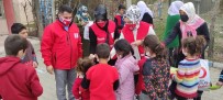 Türk Kızılay'ı Bayrampaşa Kadın Kolları'ndan Van'a Isıtan Ziyaret Haberi