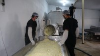 Yarım Asırlık İşletme, Sofraları Süsleyen Kaşar Peyniri Üretiyor Haberi