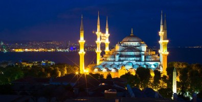 Diyanet 8 bin 600 yerleşim yerinin imsakiyesi paylaştı: İlk iftar Hakkari son iftar Edirne'de