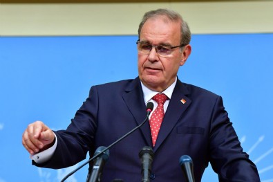 Faik Öztrak'ın gafları Twitter'da gündem oldu!