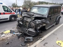 Milas'ta Lüks Cip Karşı Şeride Geçti Açıklaması 3 Yaralı
