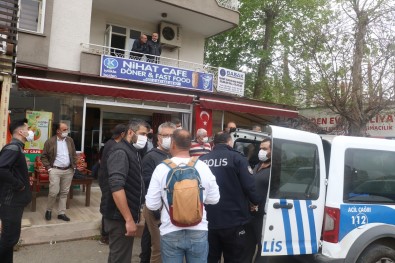 Otomobil İle Bisikletin Çarpıştığı Kaza Sonrası Çıkan Kavgayı Polis Güçlükle Ayırdı