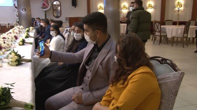 Vali Yerlikaya, Ümraniye'de 12 Roman Çiftin Nikah Şahidi Oldu