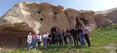 Bartın Üniversitesi Öğrencileri Nevşehir'de Alan Çalışmalarına Katıldı