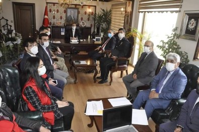 Gürün' De Aile İçi Ve Kadına Şiddetle Mücadele Toplantısı