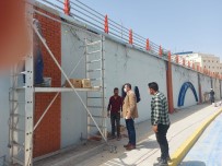 Mardin'de Kavşaklar Ve İstinat Duvarları Süsleniyor