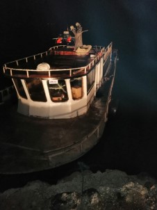 Van Gölü'nde Tekneyle Göçmen Kaçakçılığı Jandarmaya Takıldı