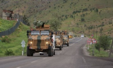 Sınırda askeri hareketlilik!