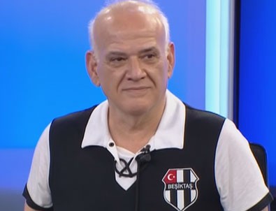 Ahmet Çakar Beşiktaş forması giydi!