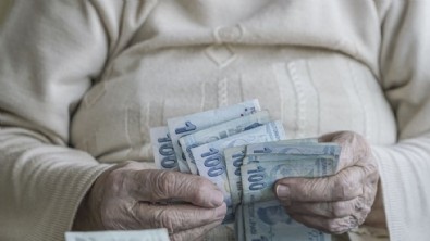 İçişleri Bakanlığı tam kapanmada merak edilen konulara açıklık getirdi | Emekliler maaş çekmek için dışarıya çıkabilir mi? ATM'ye gitmek serbest mi?