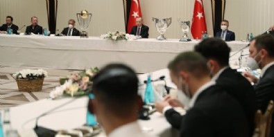 Başkan Erdoğan şampiyonları kabul etti