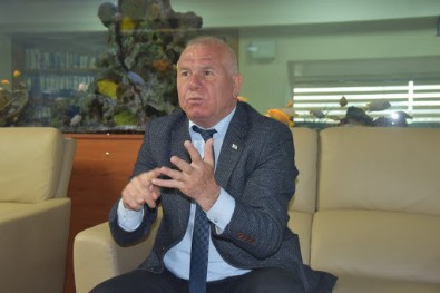 CHP’li Kemalpaşa Belediye Başkanı Karakayalı: Yardım parasını dağıtmak zorunda değilim size ne?