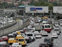 Kısıtlamaya saatler kala İstanbul'da trafik durma noktasında!