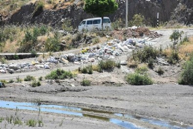 İzmir'de çevre felaketi: Piknik alanları çöplüğe dönünce halk isyan etti