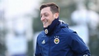 MESUT ÖZİL - Fenerbahçe'nin kaptanı Mesut olacak!
