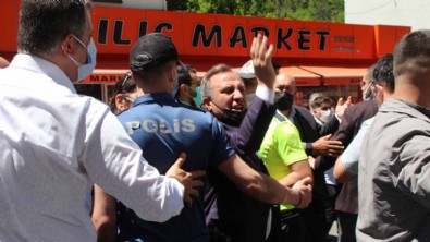 ‘Sen sorularını anana sor’