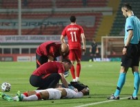 Türkiye - Azerbaycan maçında sakatlık şoku!.
