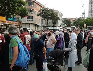 İstanbul'da metro seferleri durdu! Duraklarda yoğunluk oluştu!
