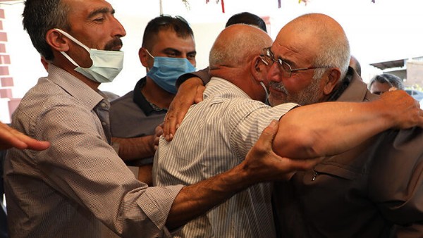 Aksaray'da duygusal anlar! Vali gözyaşlarını tutamadı!