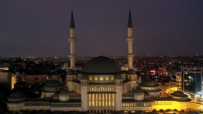 Taksim Camii’nin açılışı ertelendi